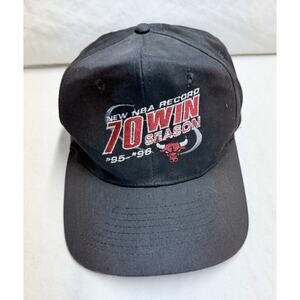 Vintage Chicago Bulls 1995-1996 Hat / 70 Win Season SnapBack Hat - KC Hat